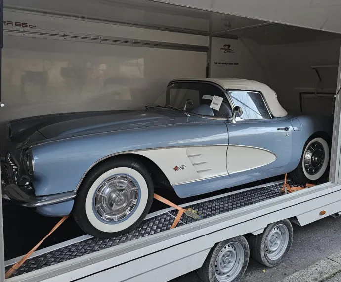 Transport international de voitures de luxe et véhicules de collection depuis la Suisse